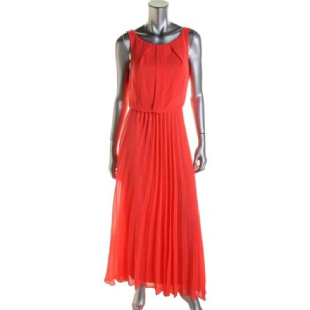 Salmon pink chiffon pleated long dress.